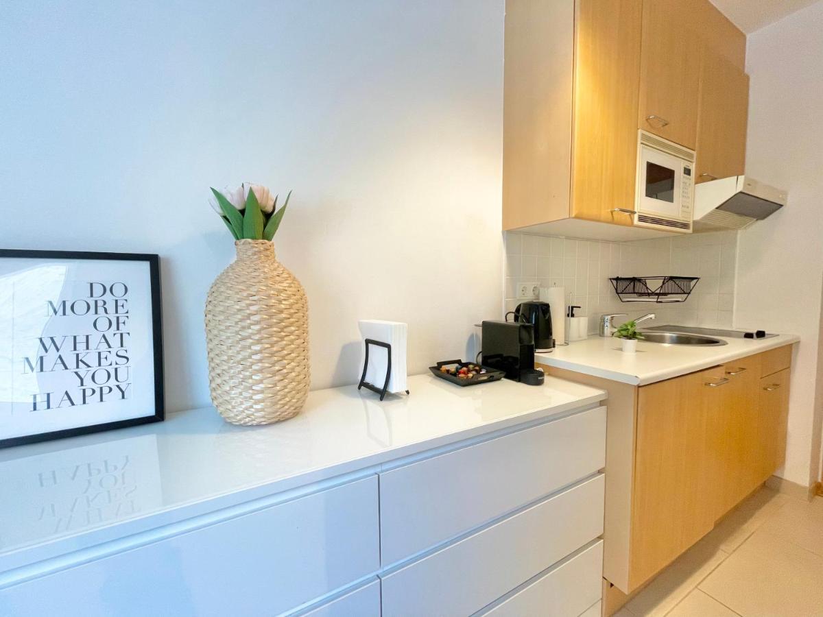 Premium Apartment With Balcony In Classy Area Вена Экстерьер фото