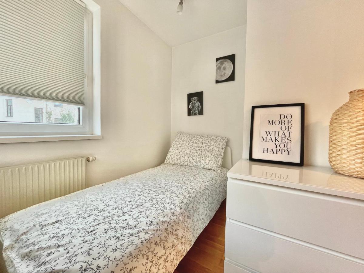 Premium Apartment With Balcony In Classy Area Вена Экстерьер фото