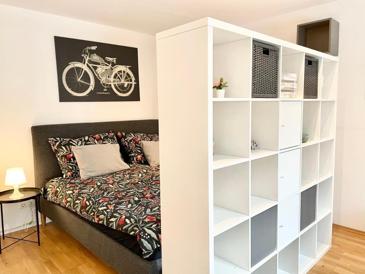 Premium Apartment With Balcony In Classy Area Вена Экстерьер фото